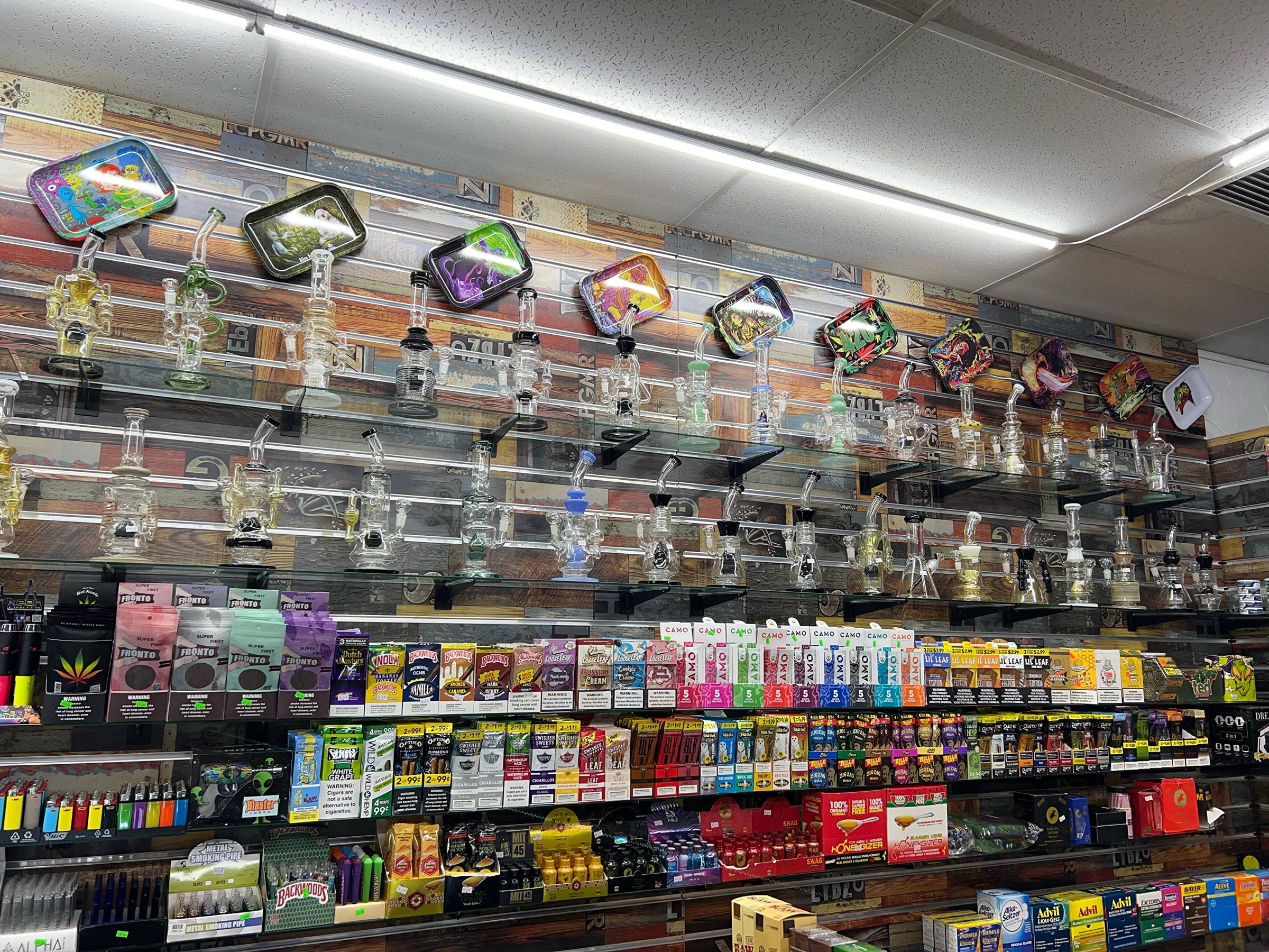 elf bar vape uk Twins Smoke Shop | Vapes, THC, CBD & Smoking Gear in Willowick, OH